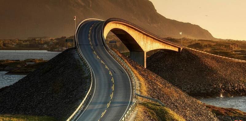 دانلود عکس/ وهم انگیزترین و هیجان انگیزترین جاده های جهان