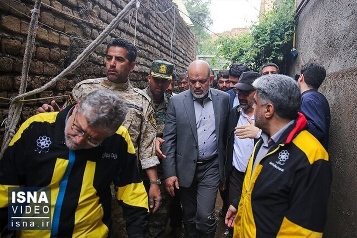 بازدید وزیر کشور از مناطق سیل‌زده در مشهد