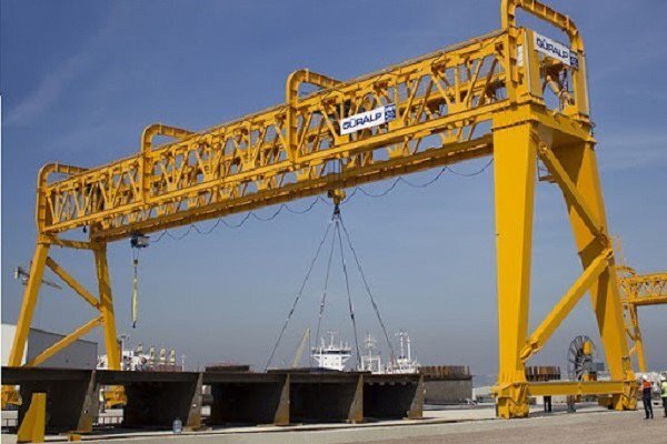 کارخانههای بزرگ از چه جرثقیلهایی استفاده میکنند ؟ کارخانههای بزرگ از چه جرثقیلهایی استفاده میکنند ؟