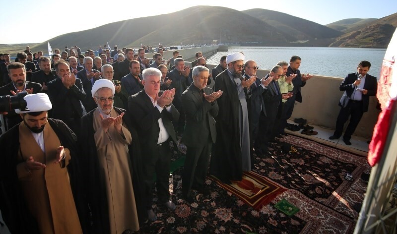 نعمت بارش باران در همدان/آئین شکرگزاری سرریز شدن سد اکباتان