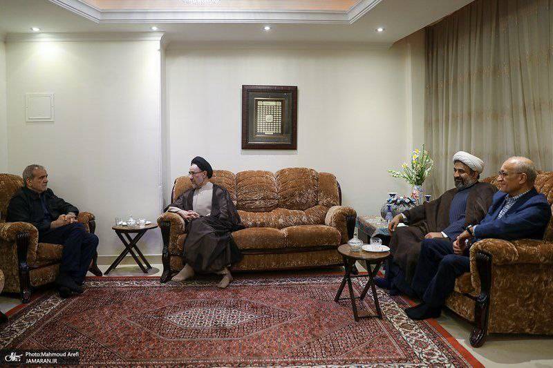 رنگ و روی خانه پزشکیان در تهران رنگ و روی خانه پزشکیان در تهران