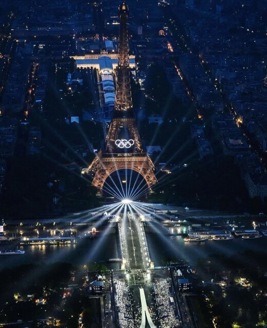 دانلود عکس/ المپیک ۲۰۲۴ پاریس در هوای بارانی افتتاح شد دانلود عکس/ المپیک ۲۰۲۴ پاریس در هوای بارانی افتتاح شد