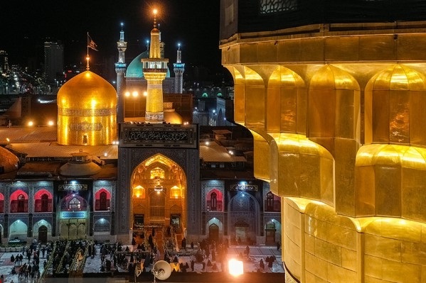 حال‌وهوای حرم رضوی در آستانه شهادت امام رضا(ع)