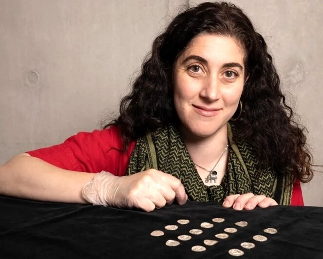 تصاویری از کشف گنجینه هزار ساله تصاویری از کشف گنجینه هزار ساله