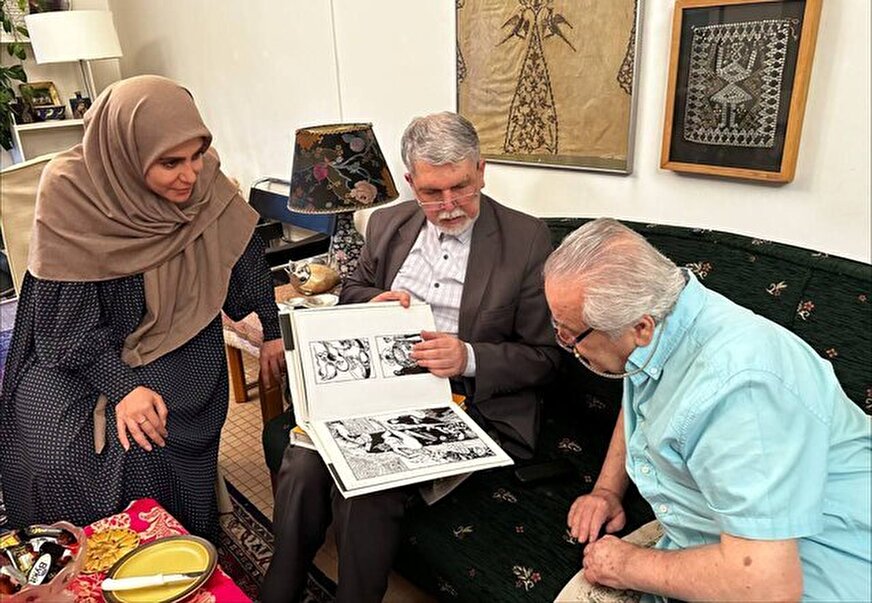 وزیر ارشاد به منزل قباد شیوا رفت