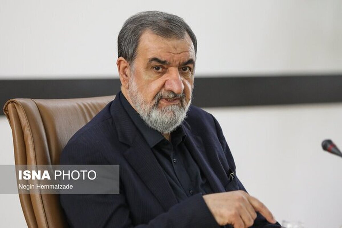 هشدار محسن رضایی نسبت به تداوم مانور آمریکا روی خطوط قرمز ایران