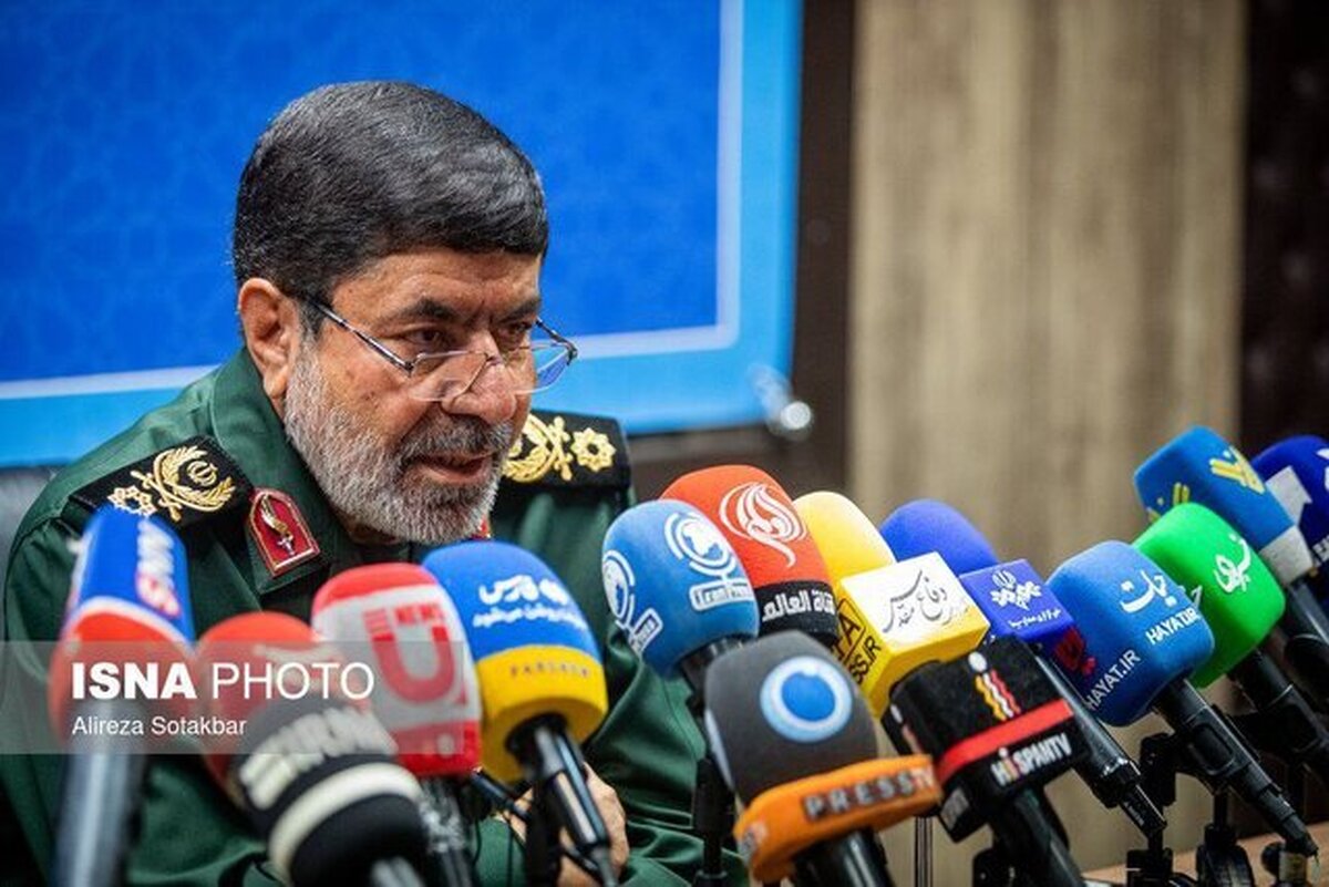 در تاریخ‌نگاری جبهه مقاومت باید متفاوت‌تر عمل کنیم