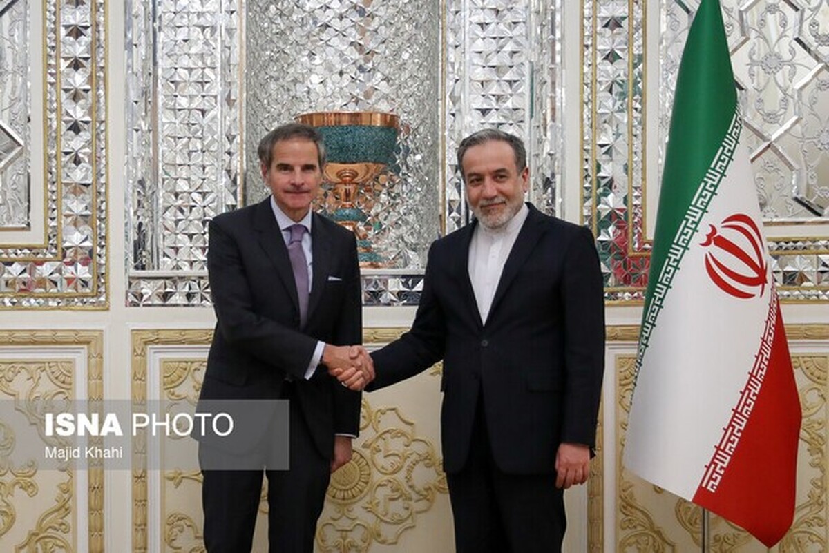 دیدار گروسی با عراقچی در تهران
