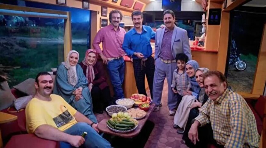 «پایتخت»، کمپر ارسطو را به برج میلاد برد!