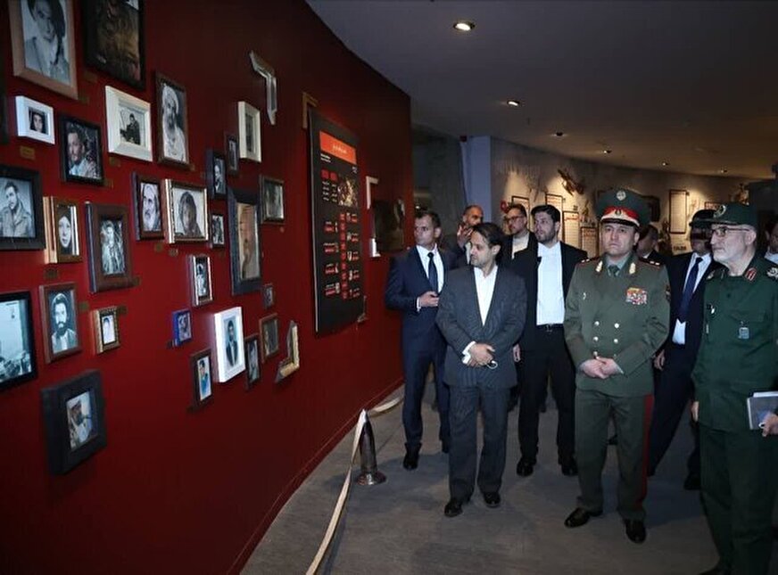 بازدید وزیر دفاع تاجیکستان از موزه ملی انقلاب اسلامی و دفاع مقدس
