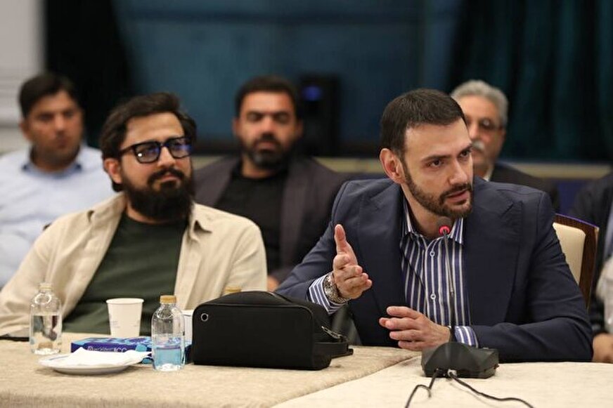 با تلویزیون همکاری میکنم اگر نقشهایی را بازی کنم که مردمم دوست دارند