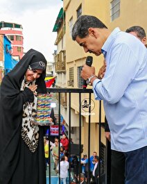 تصویر سحر امامی در کنار مادورو