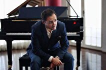 از بازداشت امیرحسین رستمی در کانادا تا اخراج بیژن بنفشه‌خواه از مراسم ختم پدرش به دلیل خنده زیاد