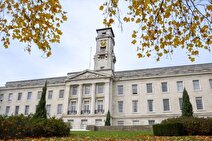 اعتصاب، تعطیلی رشته‌ها و فشار کاری بی‌سابقه