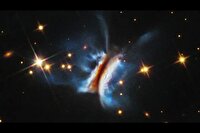 عکس «تلسکوپ فضایی هابل» از «ساندویچ دراکولا»!