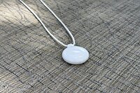 این گردنبند یک جاسوس است!