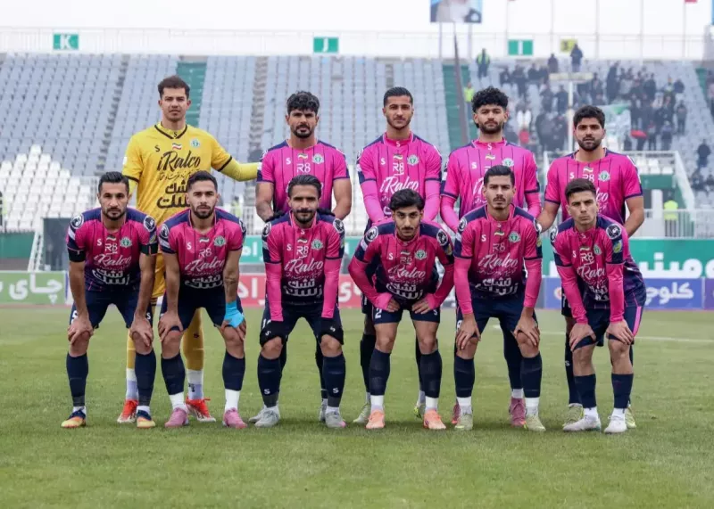 یک سورپرایز برای دیدار با تراکتور یک سورپرایز برای دیدار با تراکتور