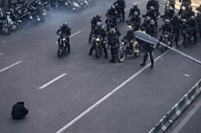 ۵ هنرمند هنوز در زندان/ عضو هیئت‌رئیسه خانه سینما هفت سینماگر بازداشتی آزاد شدند