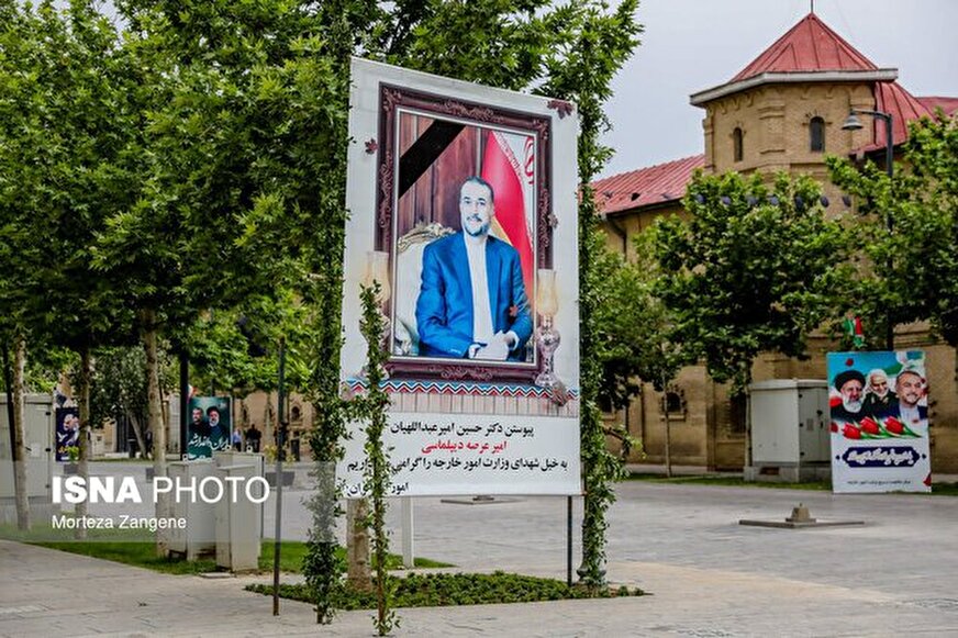 معاون رییس جمهور به دیدار خانواده شهید امیرعبداللهیان رفت