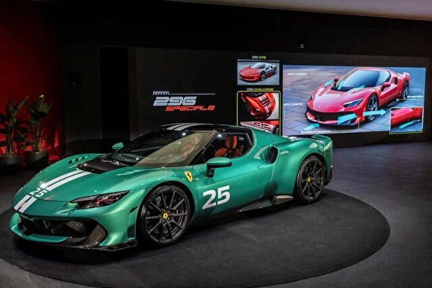 ابرخودروی هیبریدی فراری آمد