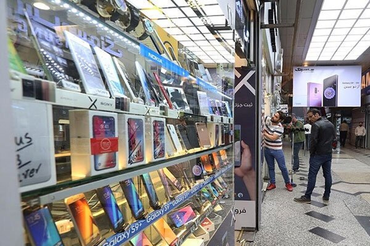 چه زمانی باید تلفن همراه جدید بخرید؟ (۱۲ علامت مهم)