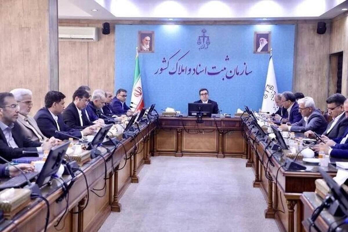 تبدیل اسناد دفترچه‌ای به تک‌برگ و داده‌آمایی دو راهبرد کلان سازمان ثبت اسناد در سال جاری است