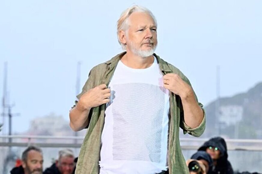 یک حضور متفاوت روی فرش قرمز کن