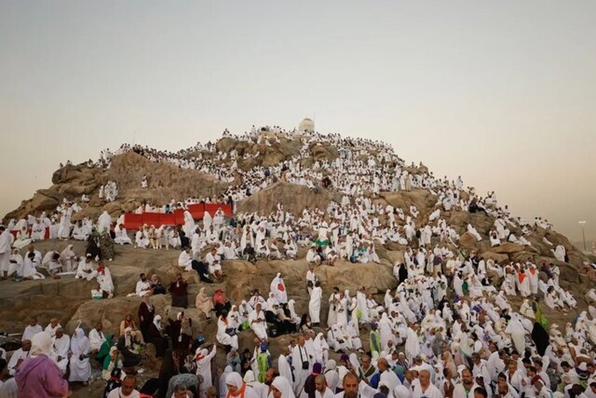 مراسم «دعای عرفه» در گرمای نگران‌کننده عربستان برگزار شد
