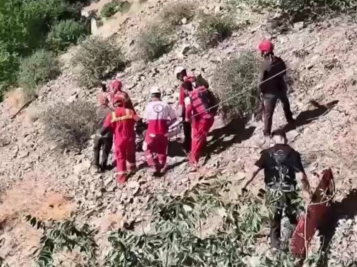 پوشش ۹۰۰ حادثه توسط نجاتگران‌ هلال‌احمر در هفته دوم خرداد