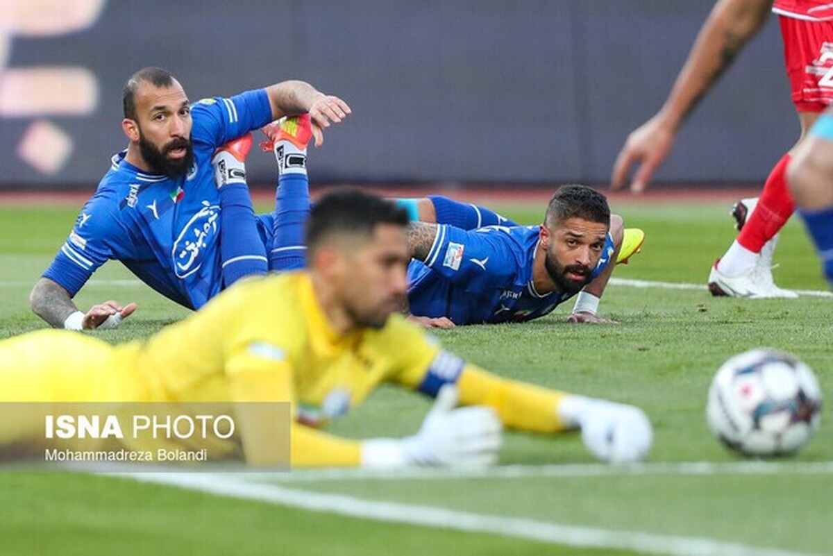 وضعیت ۴ استقلالی و ۲ پرسپولیسی