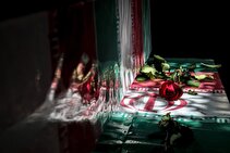 نمایشگاهی به یاد تهران و ساکنانی که در جنگ درگذشتند