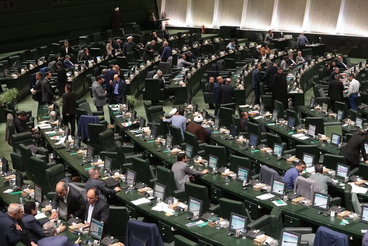 موافقت مجلس با بررسی لایحه مربوط به سازمان مهاجرت بر اساس اصل ۸۵