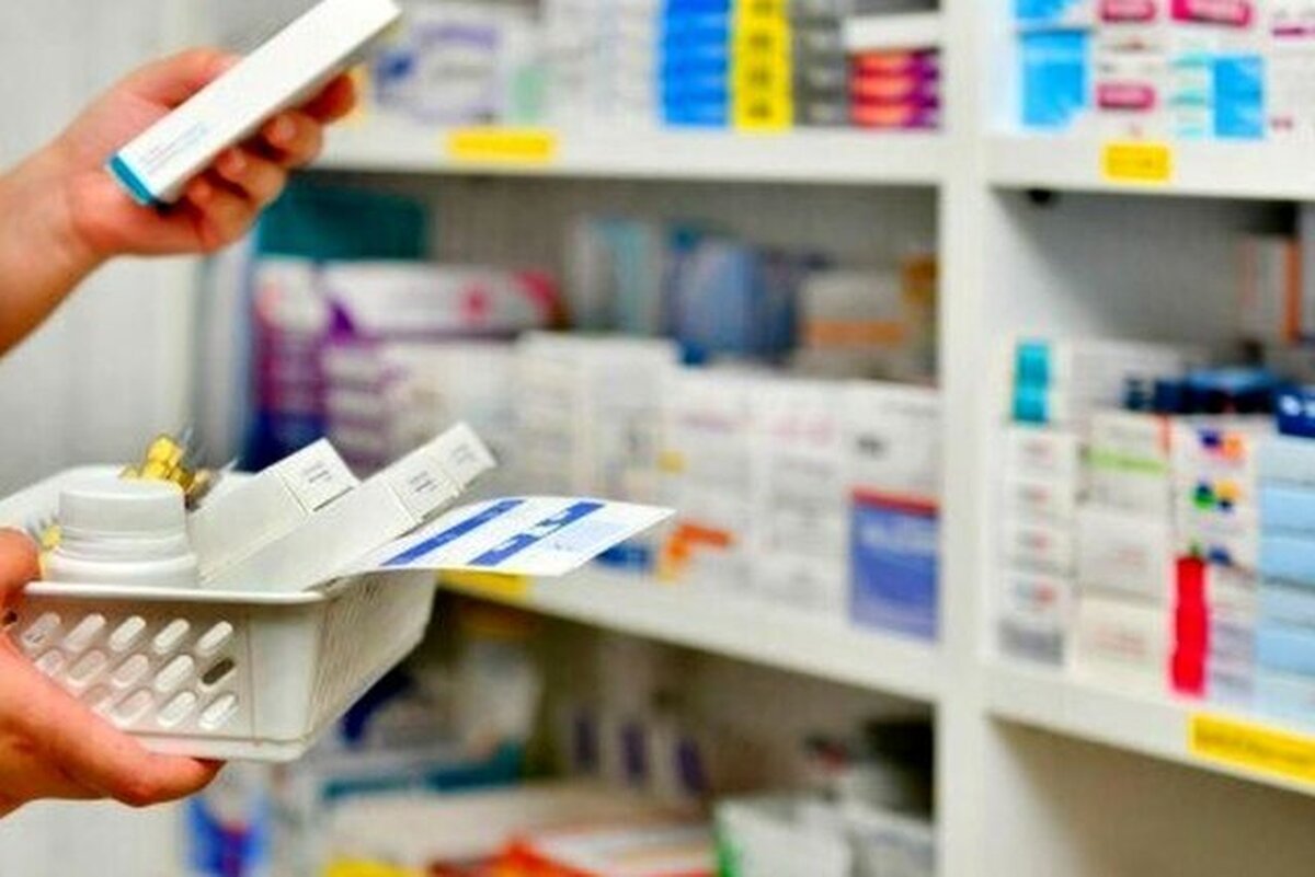 همراهی مستمر داروخانه‌ها در ۱۲ روز جنگ تحمیلی