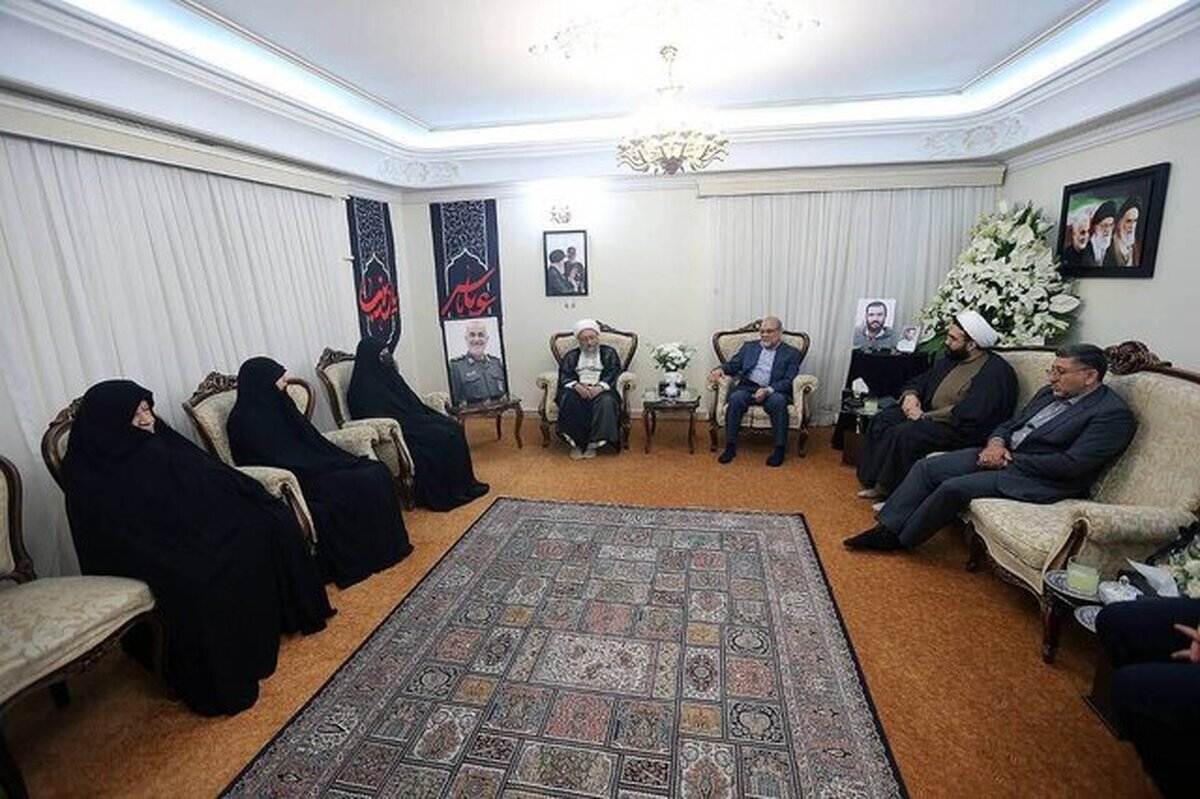دیدار آملی لاریجانی با خانواده شهید سپهبد سلامی
