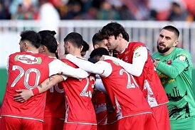 رکب گلر پرسپولیس به قرمزها