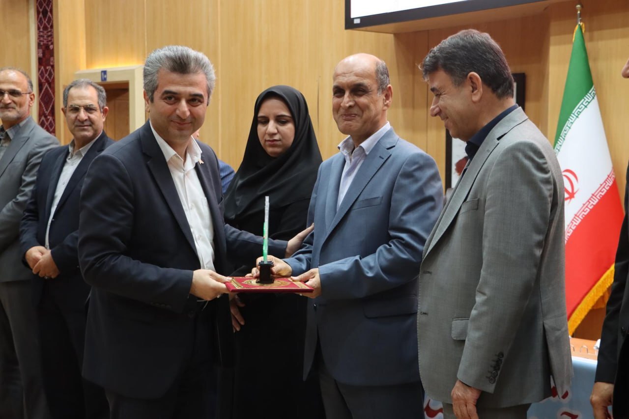 پست گیلان دستگاه برگزیده جشنواره شهید رجایی شدپست گیلان دستگاه برگزیده جشنواره شهید رجایی در امور زیربنایی و توسعه زیرساخت شد. پست گیلان دستگاه برگزیده جشنواره شهید رجایی شدپست گیلان دستگاه برگزیده جشنواره شهید رجایی در امور زیربنایی و توسعه زیرساخت شد.