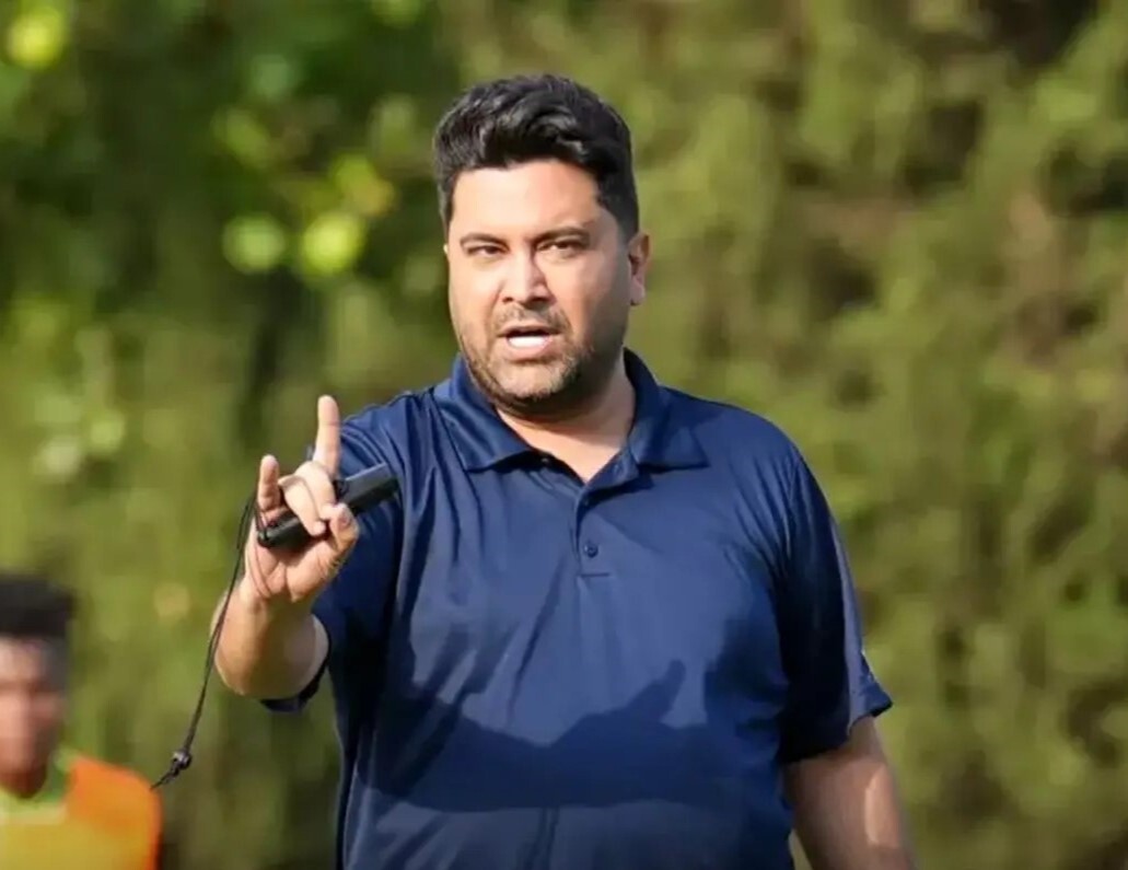 اخباری زیر تیغ جراحی رفت اخباری زیر تیغ جراحی رفت