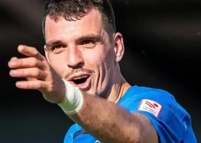 فراتر از هالند و امباپه: بهترین گلزن جهان! فراتر از هالند و امباپه: بهترین گلزن جهان!