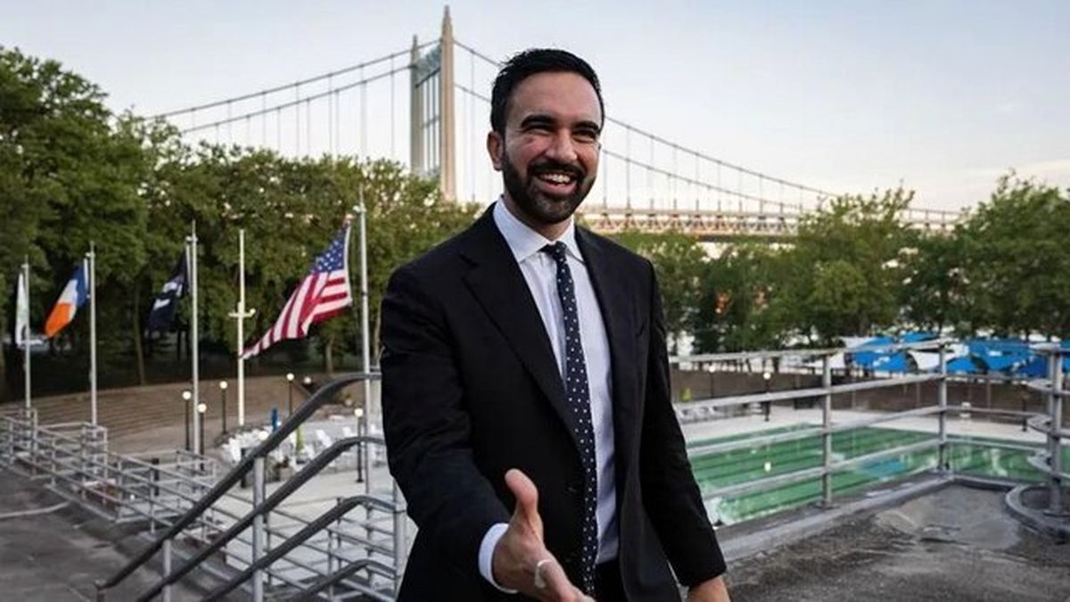 اولین شهردار مسلمان شیعه این شهر است