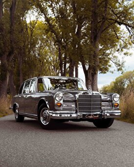 خودروی محبوب دهه ۸۰ که هنوز نماد تجمل است!