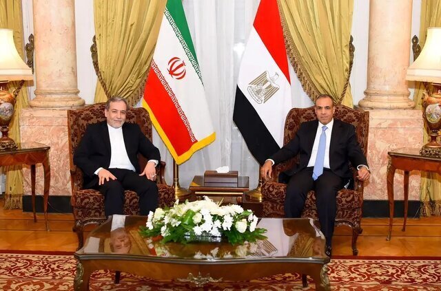 تماس تلفنی عراقچی با گروسی تماس تلفنی عراقچی با گروسی