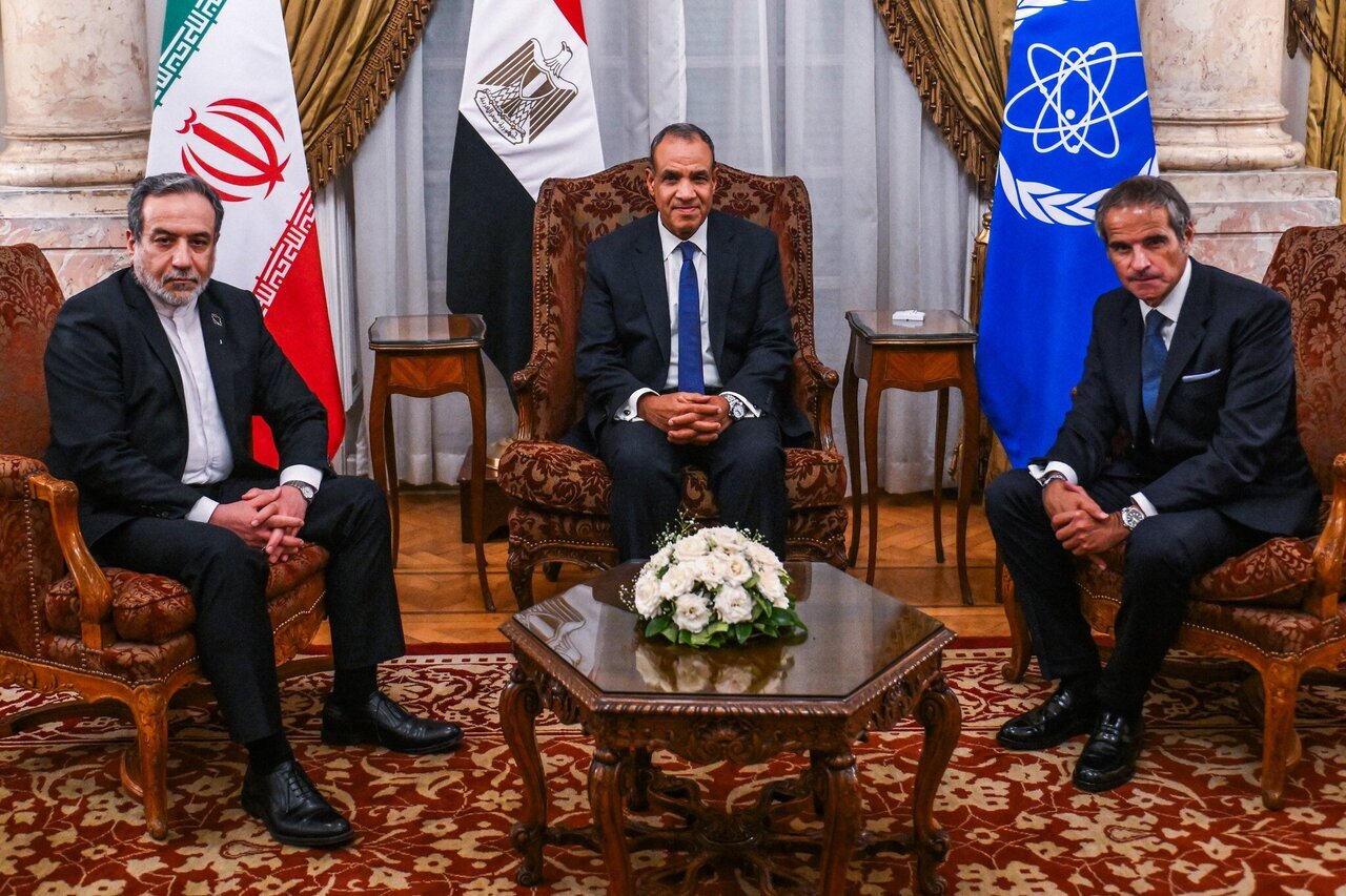 مذاکرات ایران و آمریکا با میانجیگری مصر مذاکرات ایران و آمریکا با میانجیگری مصر