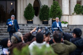 حاشیه جلسه هیات دولت - ۱۹ آذر / از نحوه تصمیمگیری برای تعطیلی، رفع فیلترینگ و پیک آنفلوانزا حاشیه جلسه هیات دولت - ۱۹ آذر / از نحوه تصمیمگیری برای تعطیلی، رفع فیلترینگ و پیک آنفلوانزا