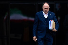 حاشیه جلسه هیات دولت - ۱۹ آذر / از نحوه تصمیمگیری برای تعطیلی، رفع فیلترینگ و پیک آنفلوانزا حاشیه جلسه هیات دولت - ۱۹ آذر / از نحوه تصمیمگیری برای تعطیلی، رفع فیلترینگ و پیک آنفلوانزا