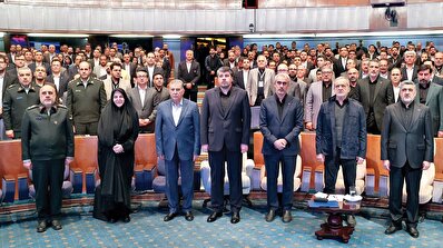 پزشکیان: پشتیبانی از بازار سرمایه در رأس سیاست سران قواست