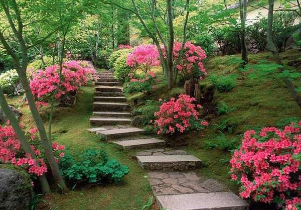 boustan japan1