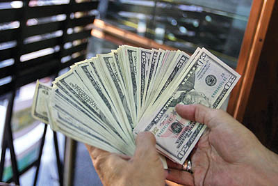 dolar 12