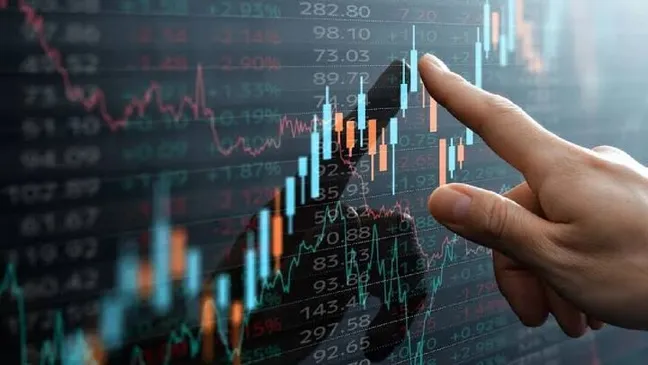 آزمون سنجش توان بازار کی برگزار می‌شود؟