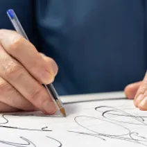 کارزار درخواست لغو تأثیر قطعی امتحانات نهایی در کنکور ۱۴۰۵