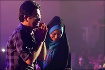 فرزاد حسنی و آزاده نامداری 10 ساعت اجرای زنده نوروزی می‌کنند